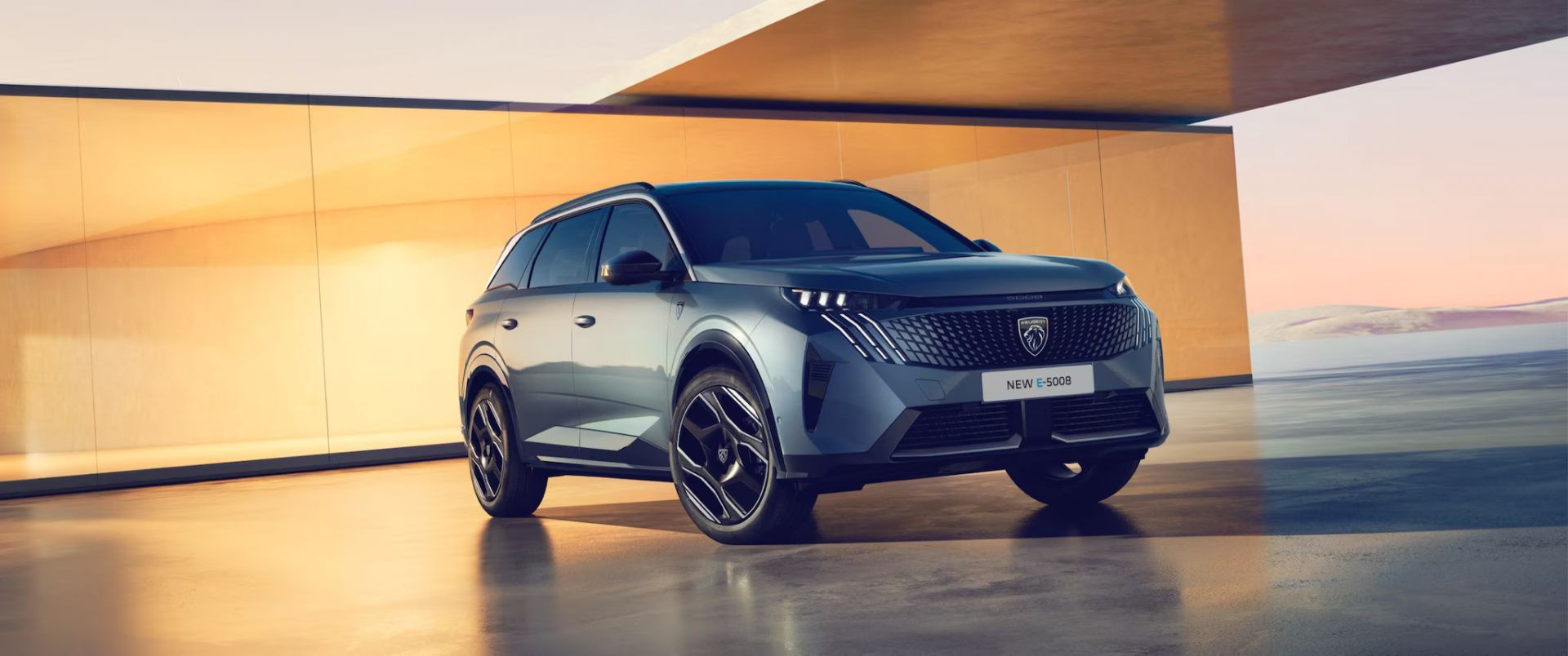 NOVÝ PEUGEOT 5008